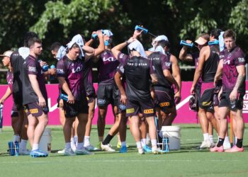 Selwyn Cobbo teases Broncos return following Dolphins switch