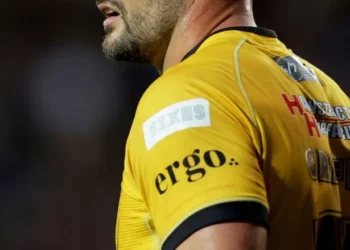 Castleford Tigers confirm double exit with Super League switch announced