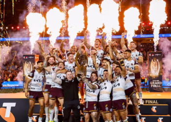 Brisbane Broncos hand young forward train-and-trial contract