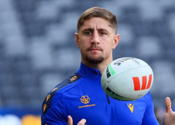 ‘Back himself to play LIV Golf, boxing’: Real reason Parramatta coach cut Zac Lomax loose