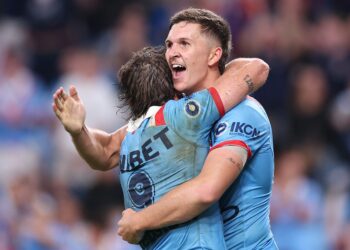 Another club enters race for Sydney Roosters young halfback