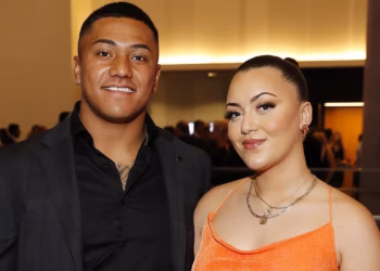 NRL Glamour Couple Reunites in Bondi After Roosters Signing Coup