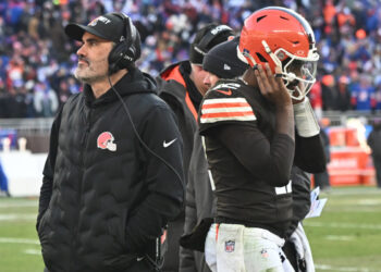 Browns Set to Interview Head Coach 4 Days After He Was Fired: Report