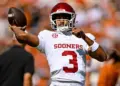 Oklahoma football loses QB to West Virginia