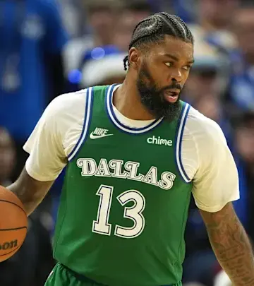 Knicks Should Target Mavericks Forward in Trade