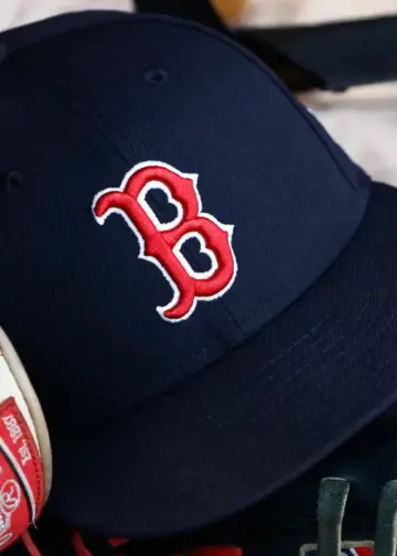 Red Sox Sign 6-Foot-7 Hurler After Six Seasons In College