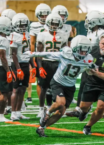 How Miami’s Run of Transfer Quarterbacks Helped Hurricanes Learn to Adapt Offense