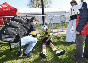 ‘We’ll certainly not make that same mistake again’ – Can Wout van Aert and Visma take revenge at Dwars door Vlaanderen a year on from three-against-one tactical blunder?