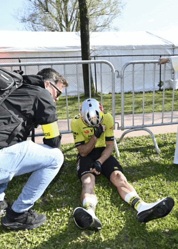 ‘We’ll certainly not make that same mistake again’ – Can Wout van Aert and Visma take revenge at Dwars door Vlaanderen a year on from three-against-one tactical blunder?