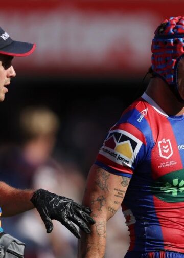 South Sydney Rabbitohs urge NRL to take action on Roosters for scoreboard stunt