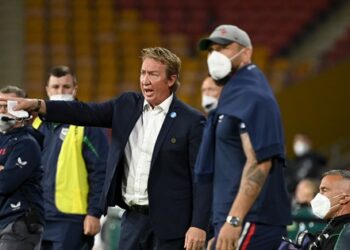 Sydney Roosters Coach Trent Robinson Suspends Three Star Players After Nightclub Incident Rocks The Club