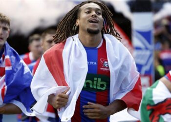 Knights’ flyer Young nothing but smiles and praise ahead of Magic Round