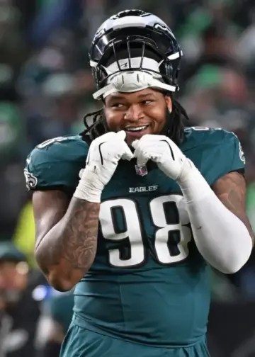Eagles Front Office ‘Hesitant’ to Award Two-Time Pro Bowler a Projected $30M Deal